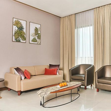 เลอ พรีเมียร์ โกตา เดลตามาส Hotel ชีการัง ห้อง รูปภาพ