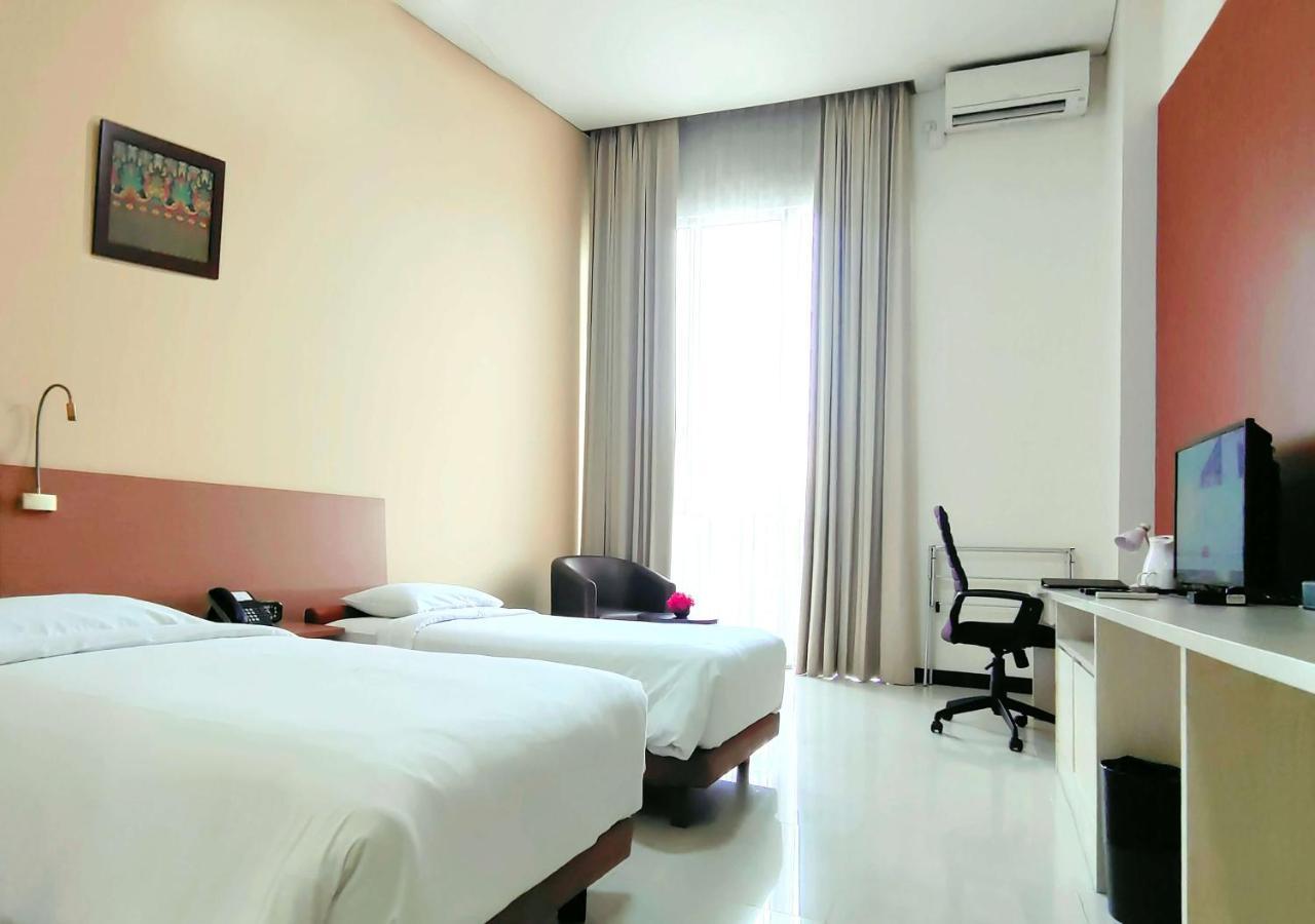 เลอ พรีเมียร์ โกตา เดลตามาส Hotel ชีการัง ภายนอก รูปภาพ
